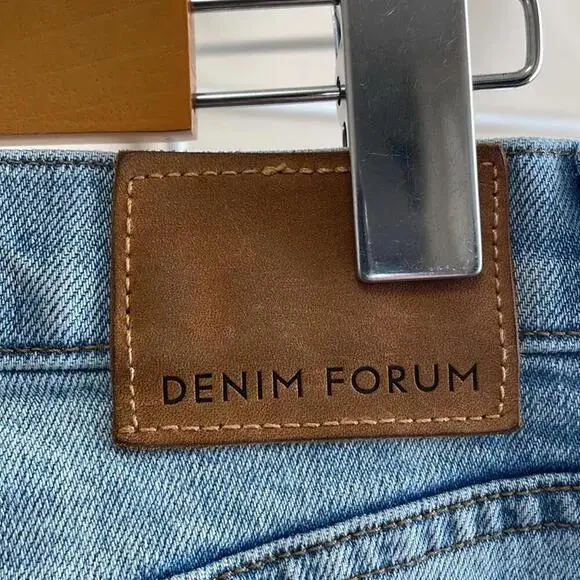 Aritzia - Denim Forum - Arlo High Rise Straight Denim Jeans - Blue - 26x30 - Picture 7 of 14